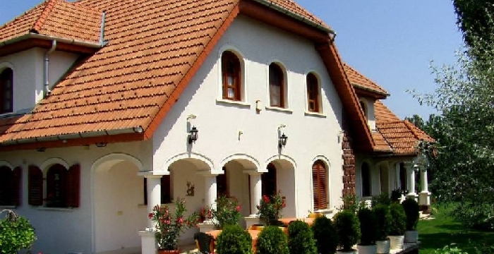 Club Pension Residenz Vendégház Balatonakali