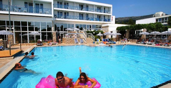 Bluesun Hotel Borak Bol