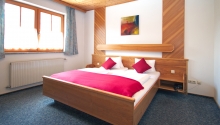 Online ajánlat reggelivel Hotel die Traube