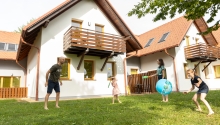 Najem prostornih apartmajev in neomejeno kopanje v termah Thermal Resort Lendava