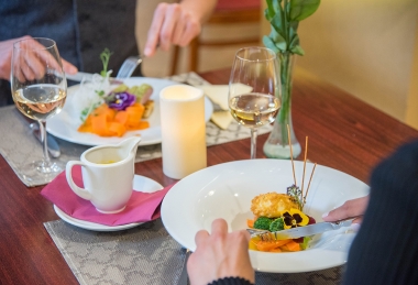 Online ajánlat félpanziós ellátással wellness használat nélkül